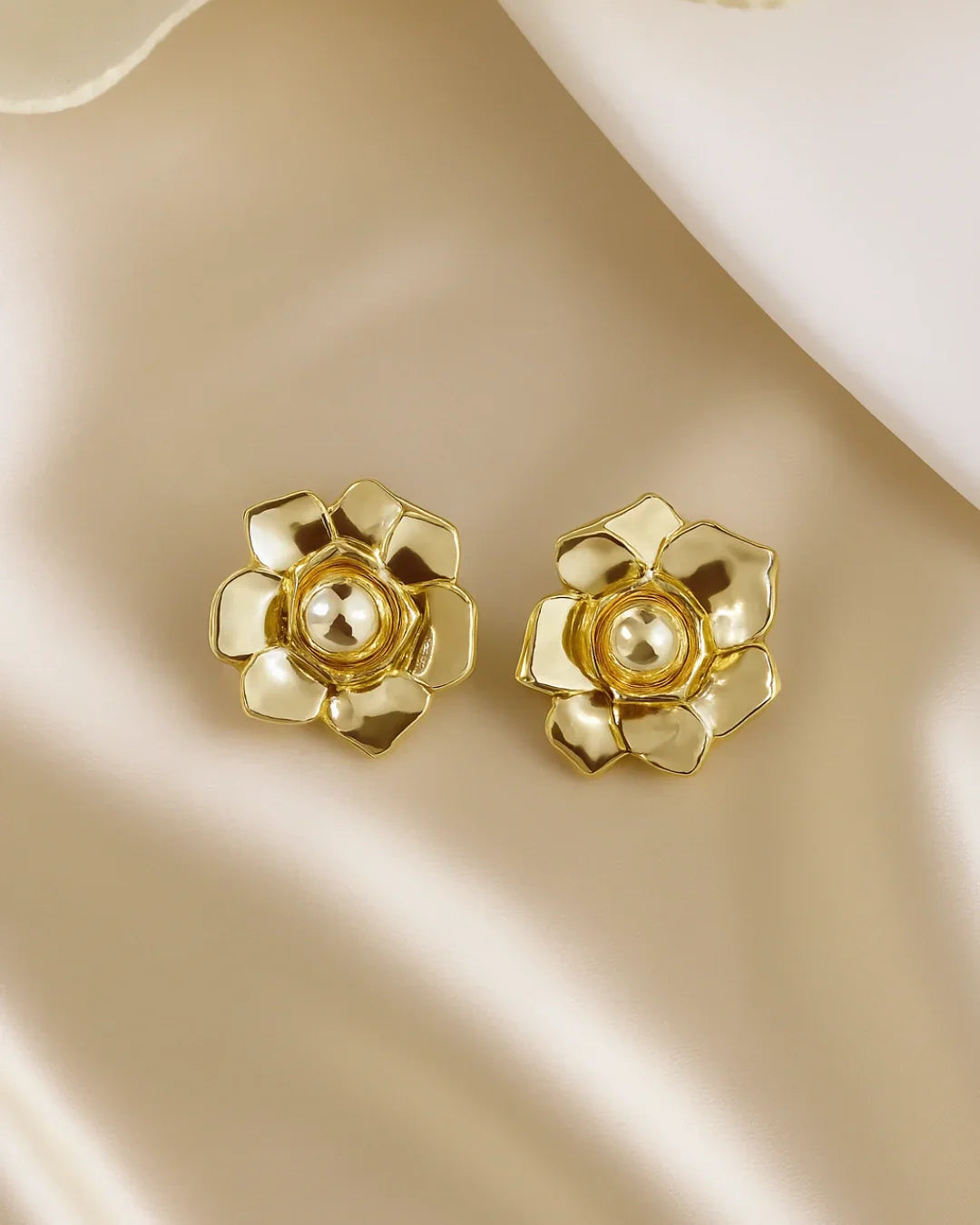 Gloden Bloom Earrings