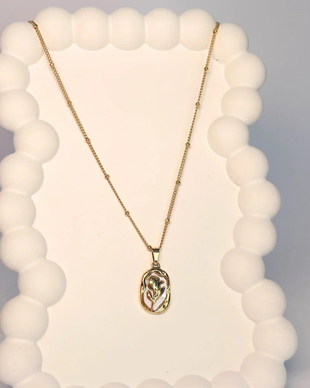 White Rose Necklace