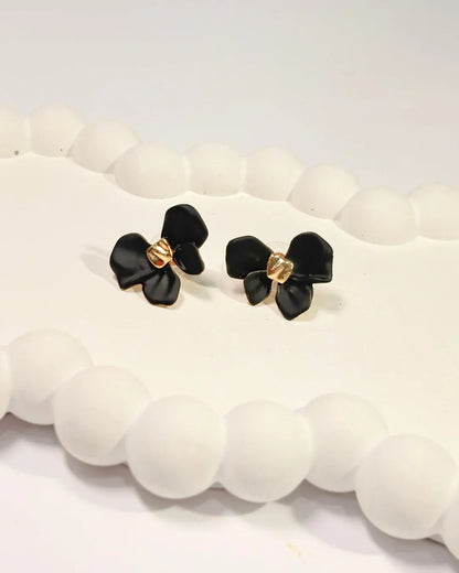 Midnight Bloom Earring