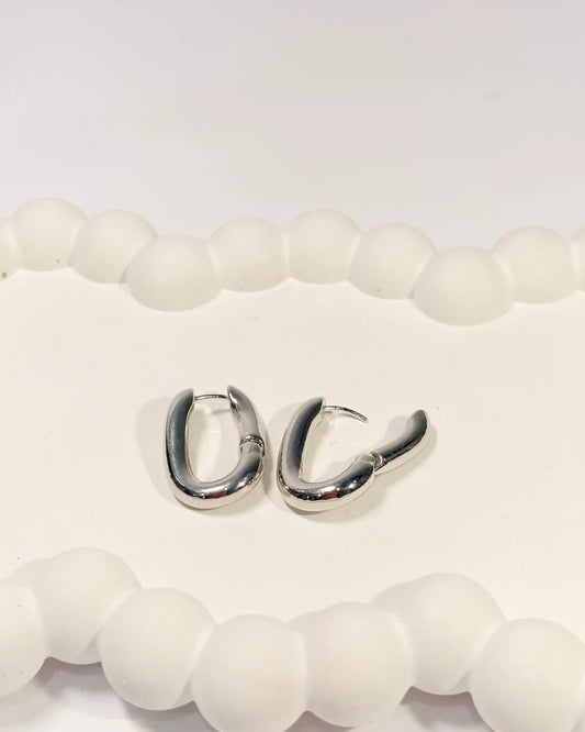 Minimal Loop Huggie Earrings