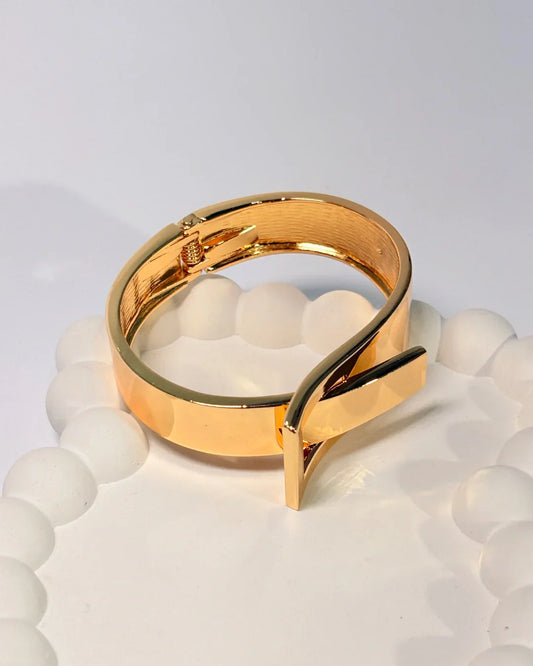 Cross Lock Bracelet